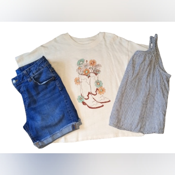 Girls Sz 10/12 Bundle (T-shirt, Tank & Shorts) - Picture 1 of 9